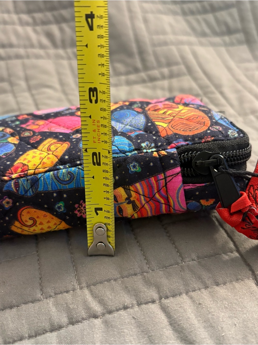 Laurel Burch 7-Day Quilted Pill Organizer Cat Design Travel Pill Box Multicolor - Picture 6 of 9